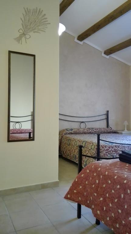 Agriturismo Monte Pino Telti Eksteriør billede